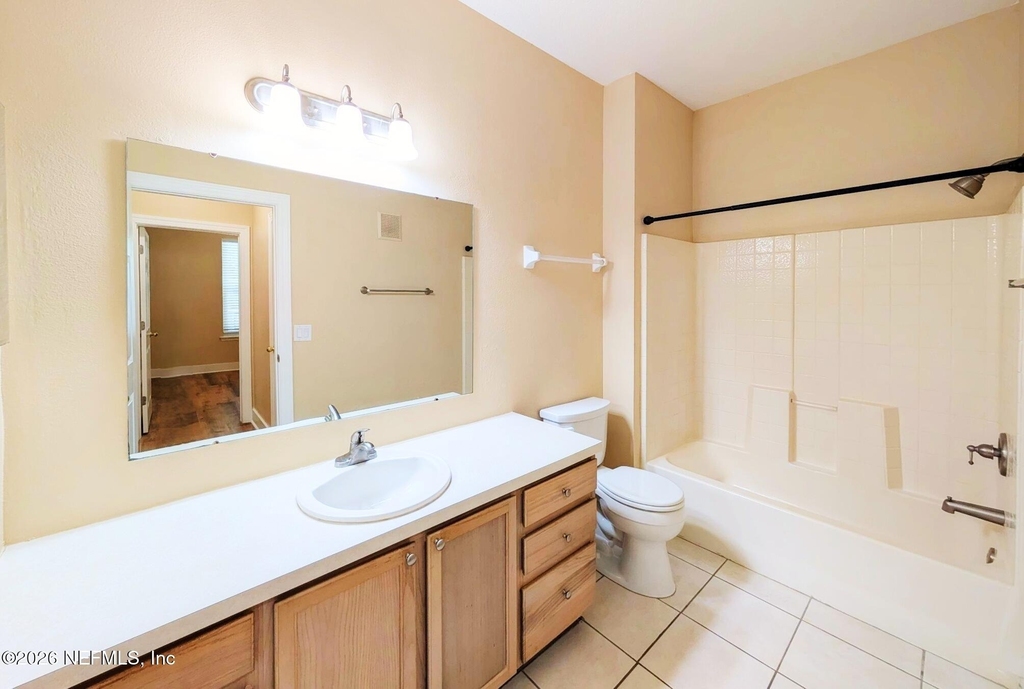 10550 Baymeadows Road - Photo 14