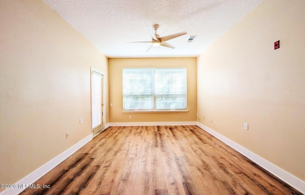 10550 Baymeadows Road - Photo 10