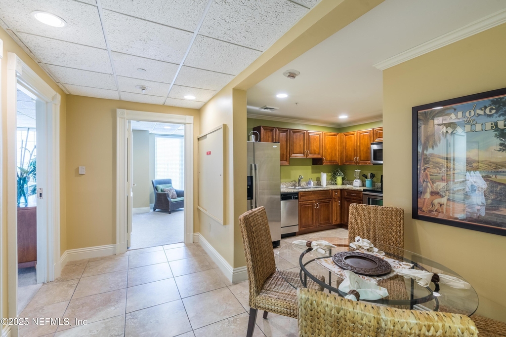 400 E Bay Street - Photo 31