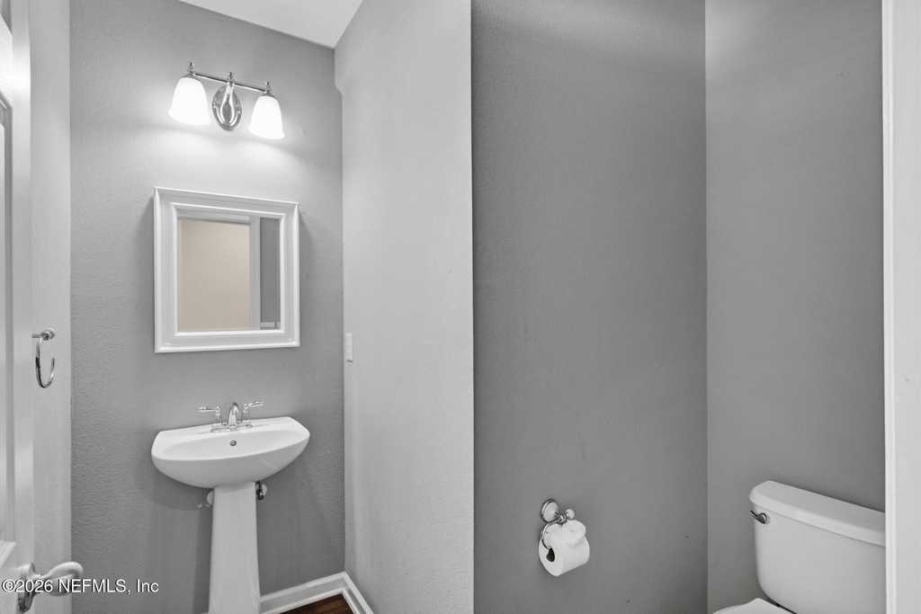 736 Rembrandt Avenue - Photo 3