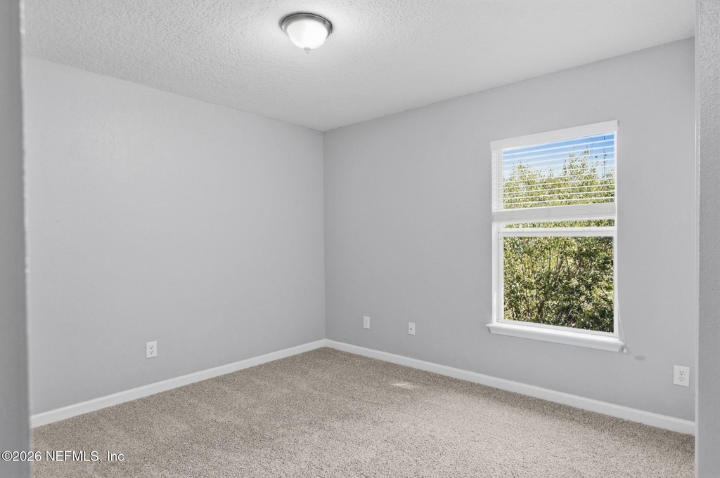 736 Rembrandt Avenue - Photo 13