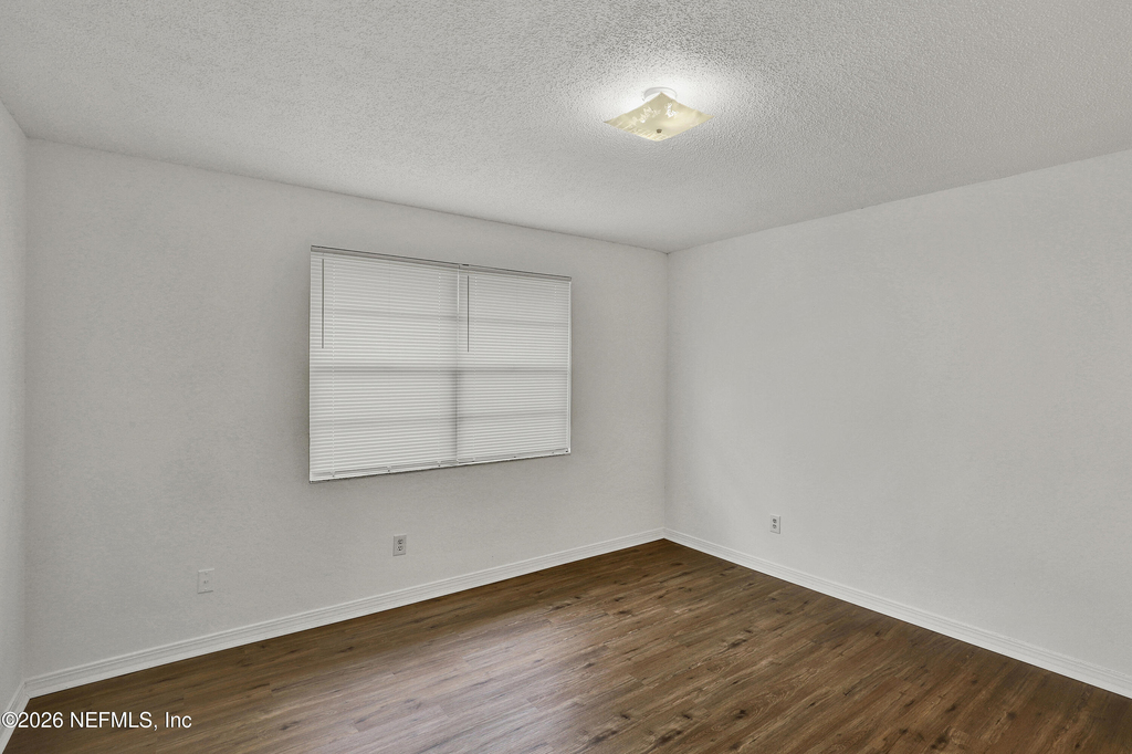473 Bentwood Lane - Photo 2
