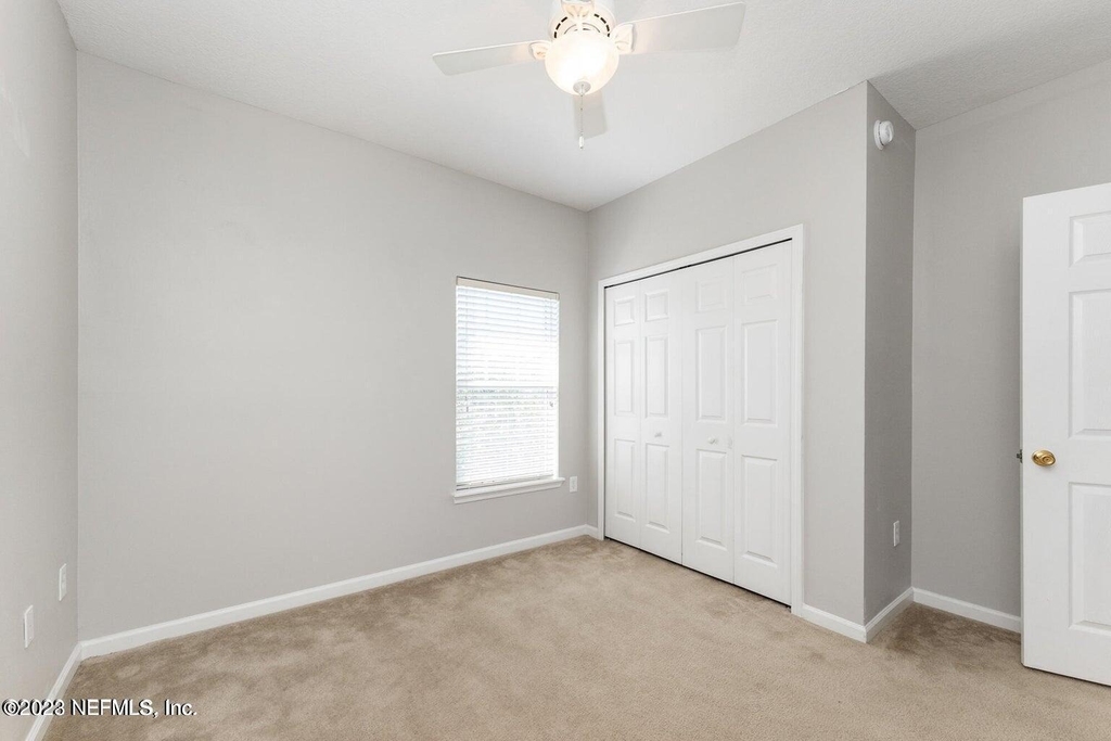8226 Green Parrot Road - Photo 16