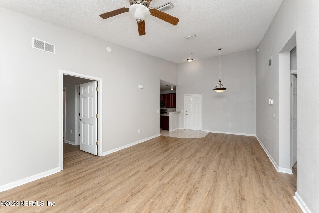 8226 Green Parrot Road - Photo 12
