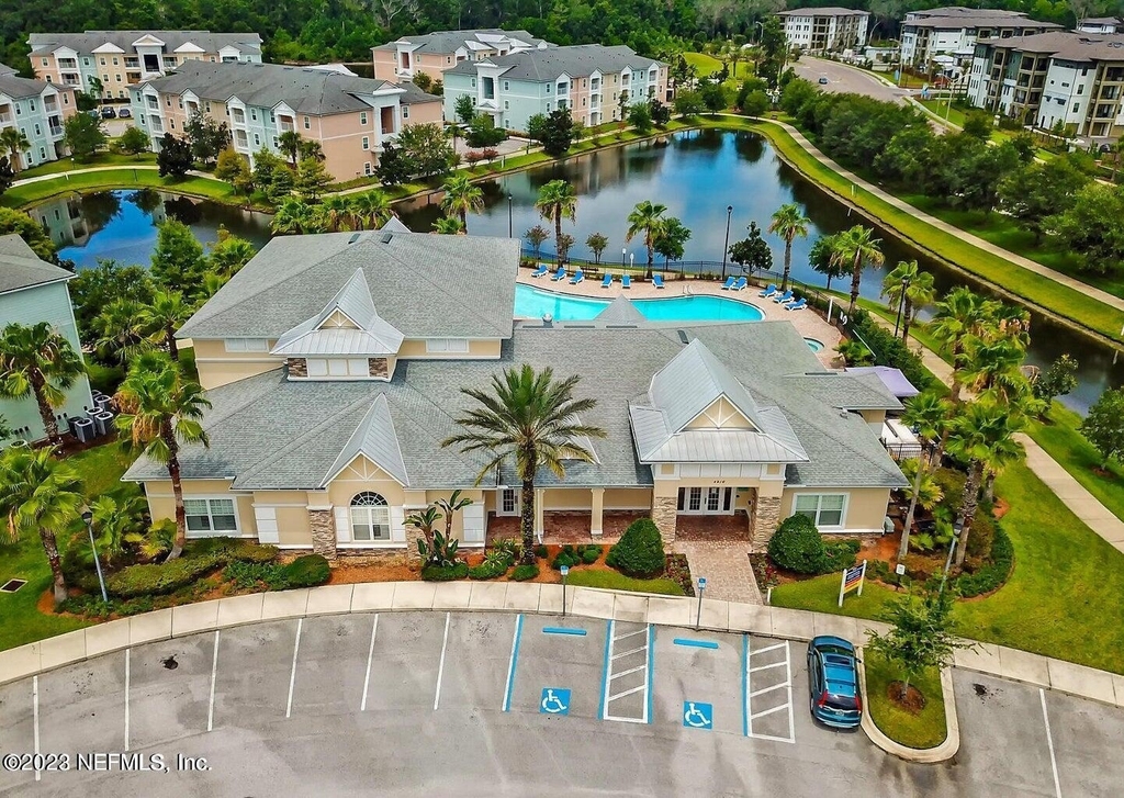 8226 Green Parrot Road - Photo 23