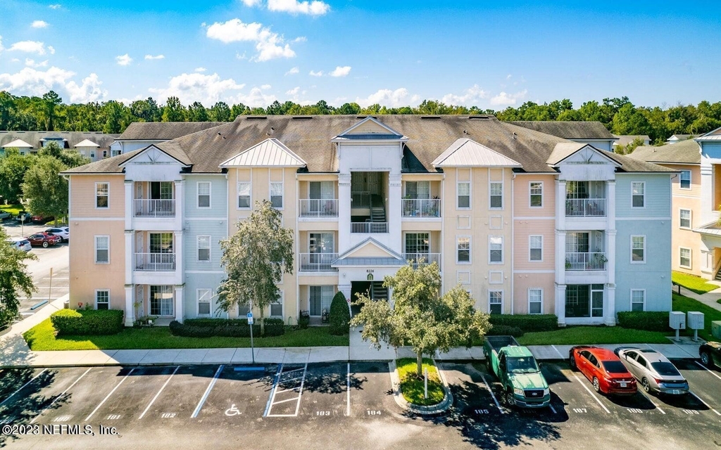 8226 Green Parrot Road - Photo 21