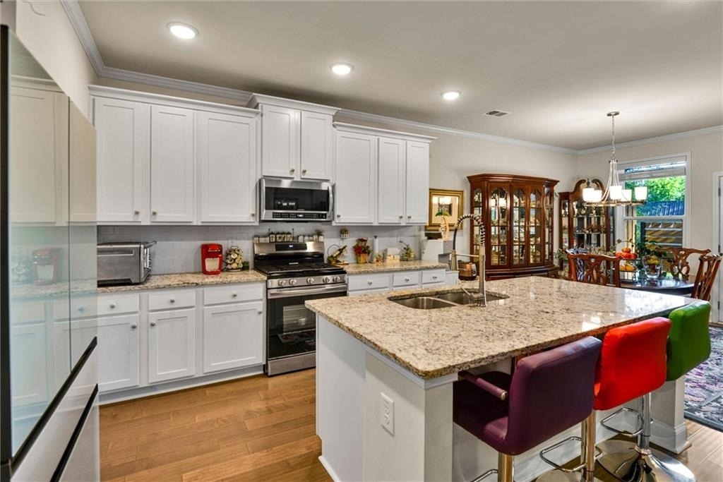 2423 Chene Drive - Photo 8