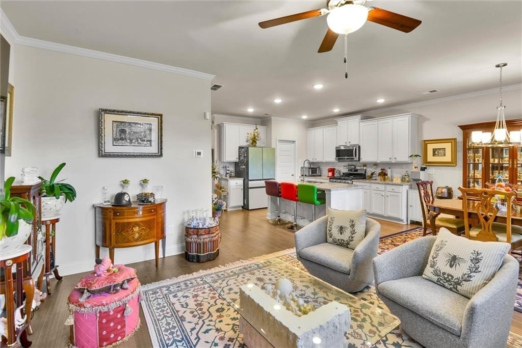 2423 Chene Drive - Photo 11