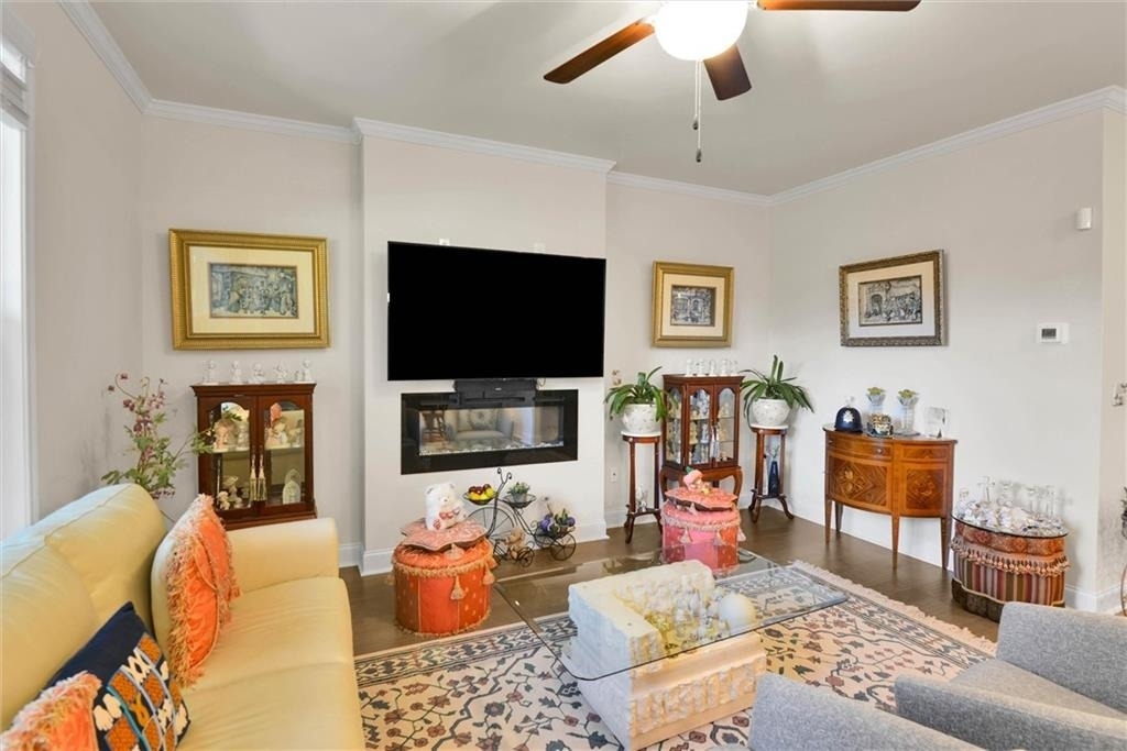 2423 Chene Drive - Photo 6