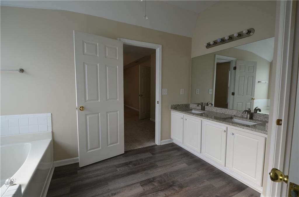 2076 Fairport Way - Photo 10