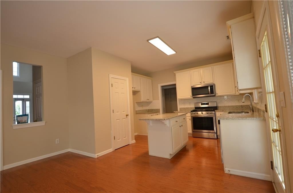 2076 Fairport Way - Photo 7