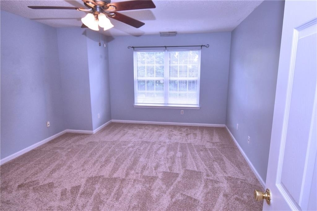 3833 Pleasant Oaks Drive - Photo 4