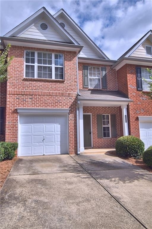 3833 Pleasant Oaks Drive - Photo 0