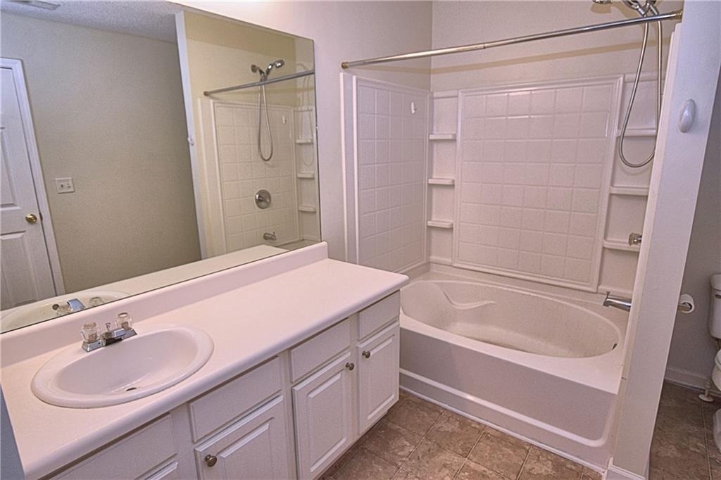 3833 Pleasant Oaks Drive - Photo 5