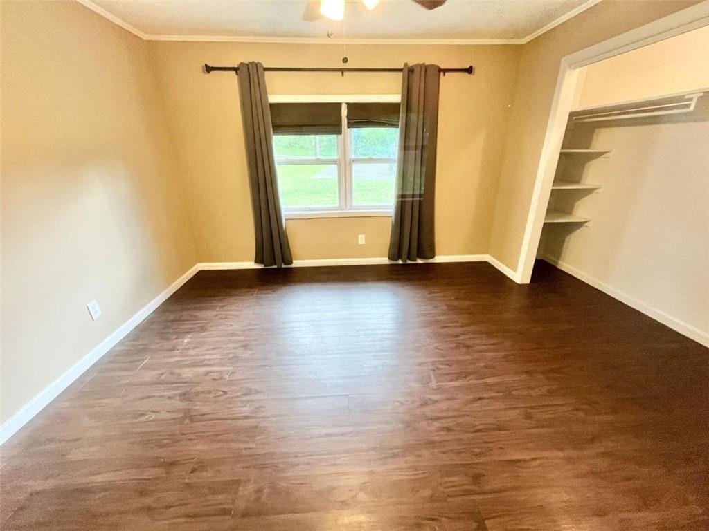 4415 Oak Street - Photo 10