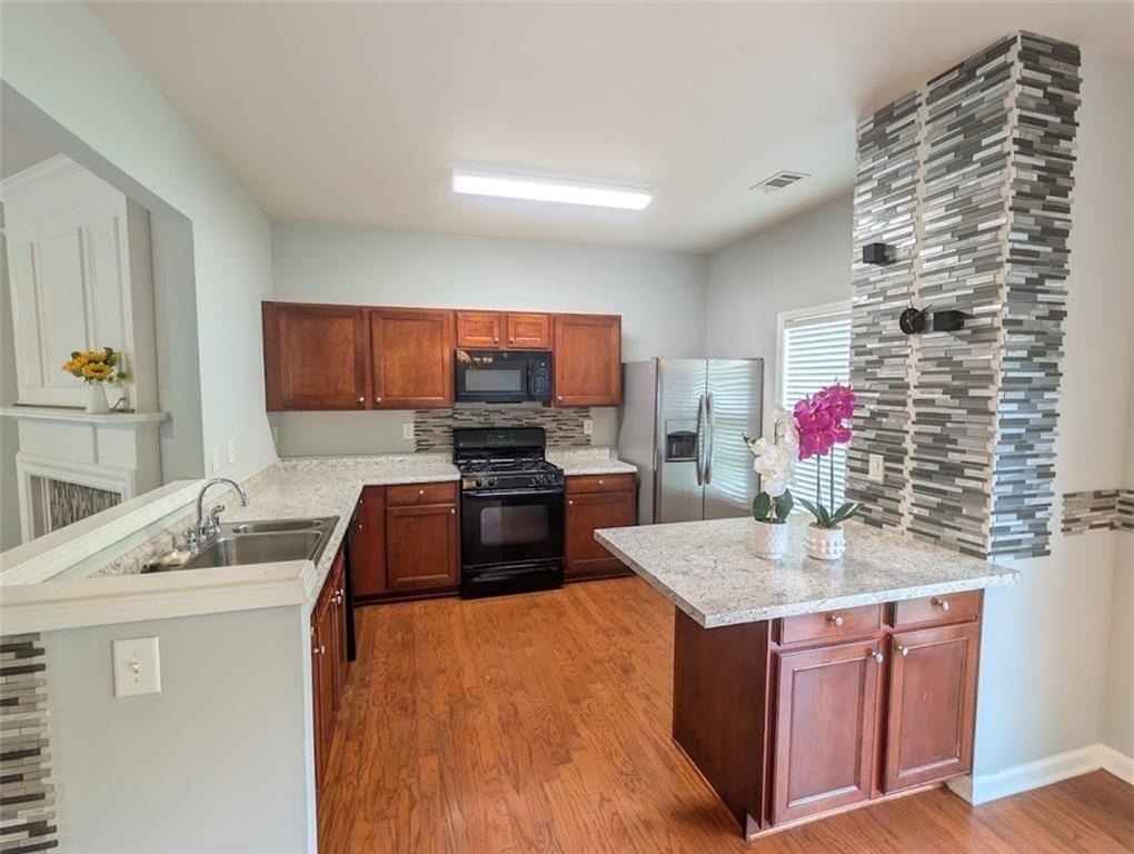1010 Prestwyck Court - Photo 3