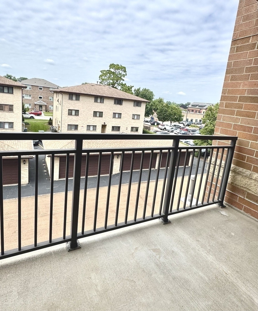 9530 Cook Avenue - Photo 3