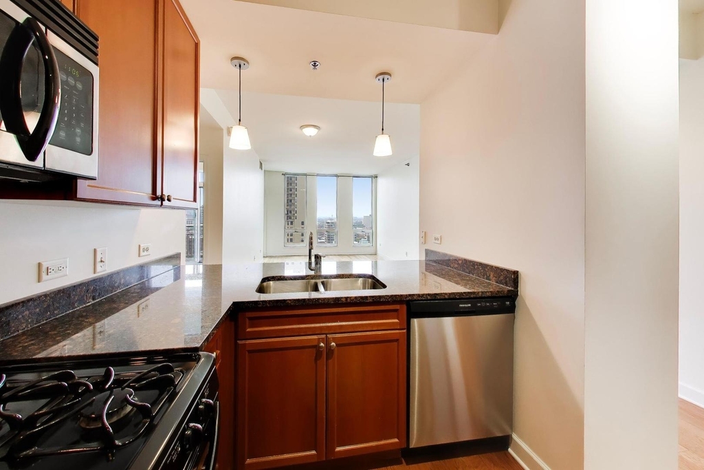 1400 S Michigan Avenue - Photo 11