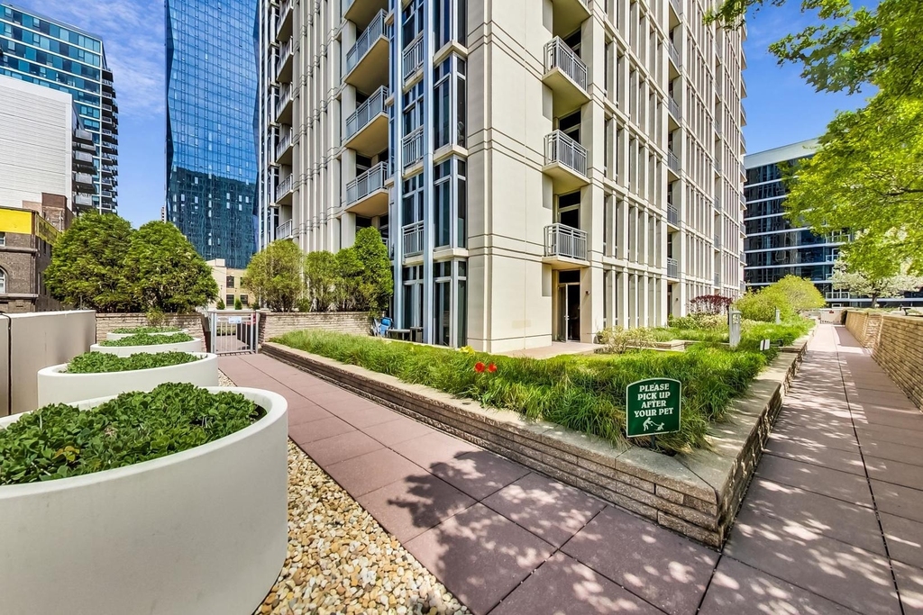 1400 S Michigan Avenue - Photo 32