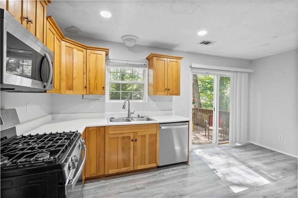 10390 Rillridge Court - Photo 9