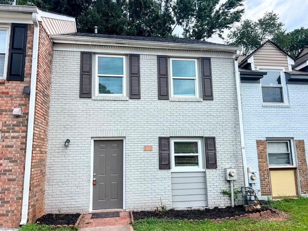 872 Baltimore Place Sw - Photo 0