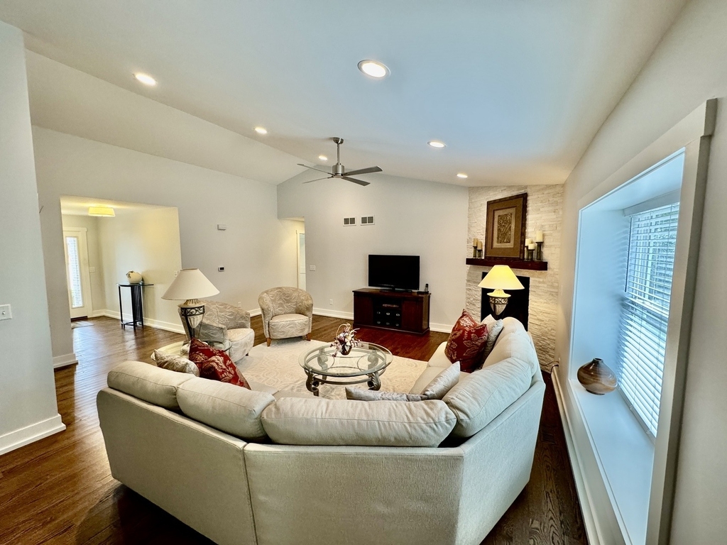 628 Krpan Court - Photo 6