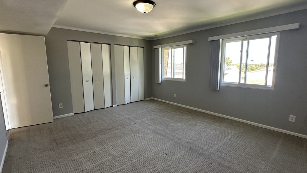 2390 Bicentennial Avenue - Photo 9
