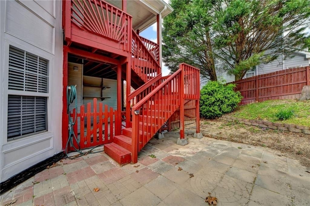 1558 Macy Lane - Photo 38