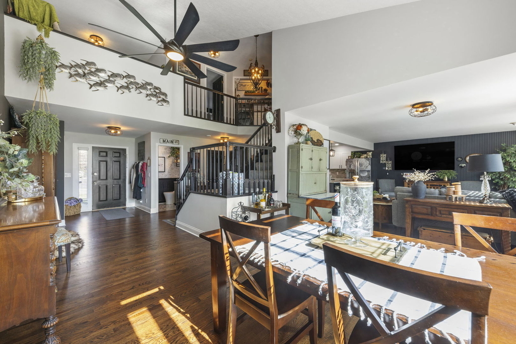 1264 Bellevue Drive - Photo 4
