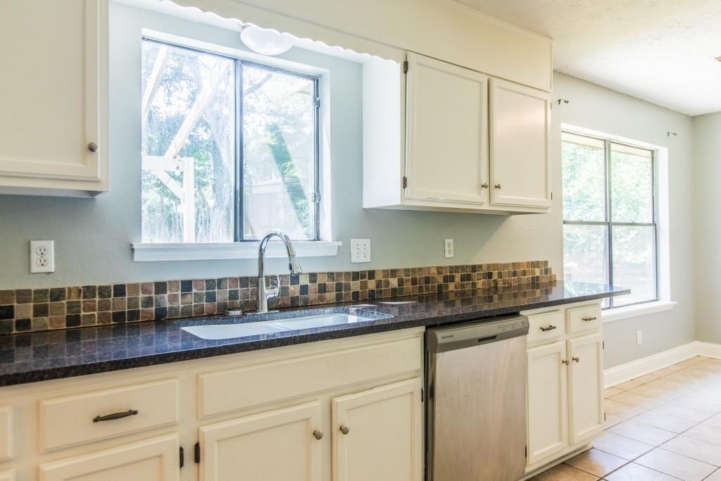 11030 Indian Village Drive - Photo 8