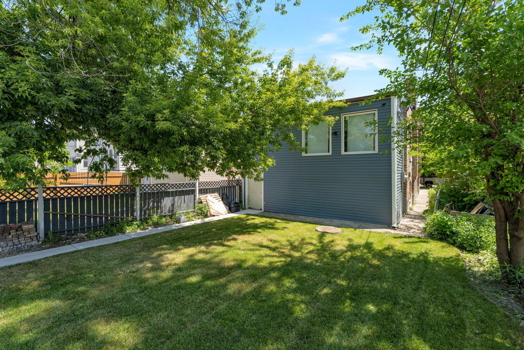 1414 S 58th Avenue - Photo 1