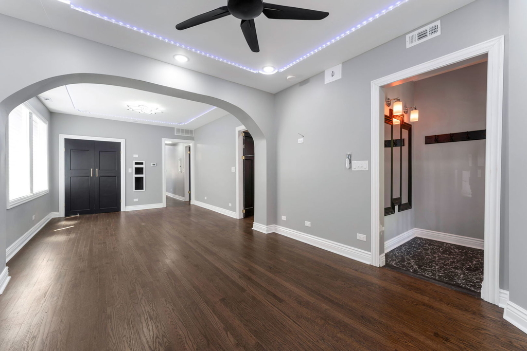 1414 S 58th Avenue - Photo 1
