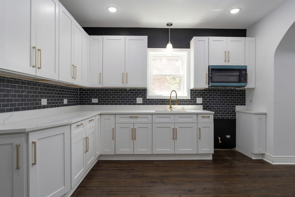 1414 S 58th Avenue - Photo 4