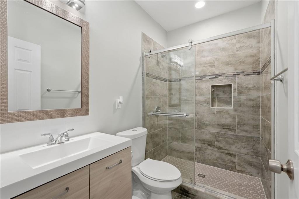 770 Glastonbury Court - Photo 50