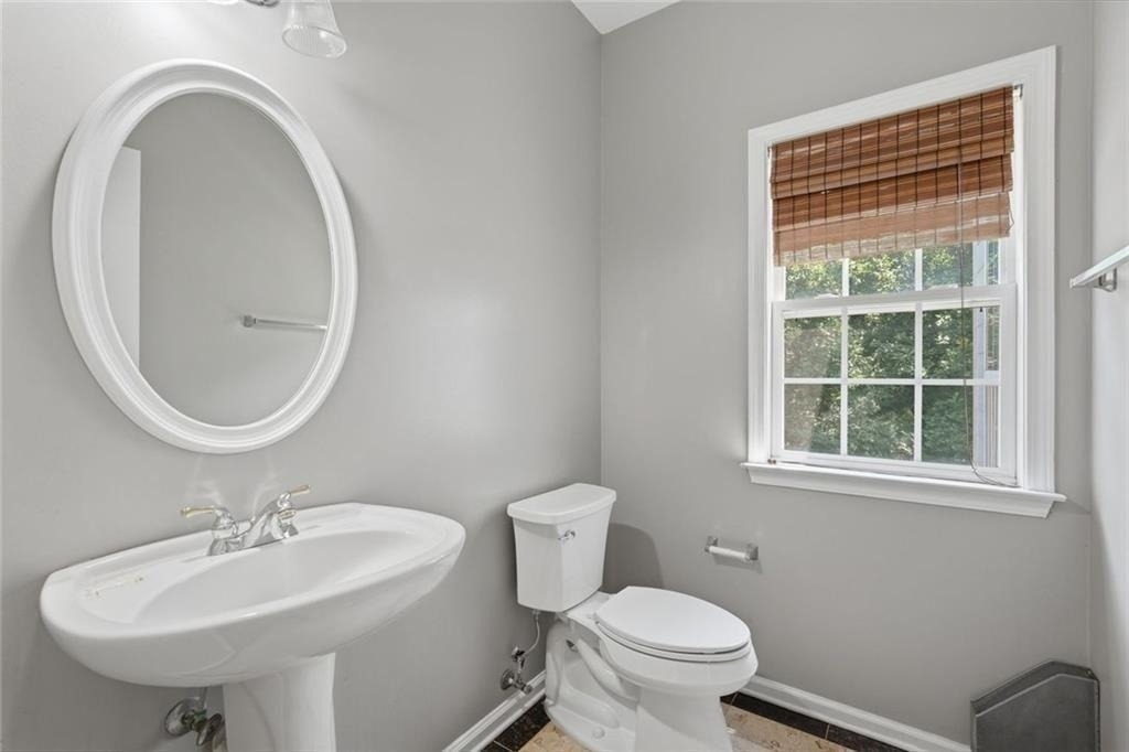 770 Glastonbury Court - Photo 27