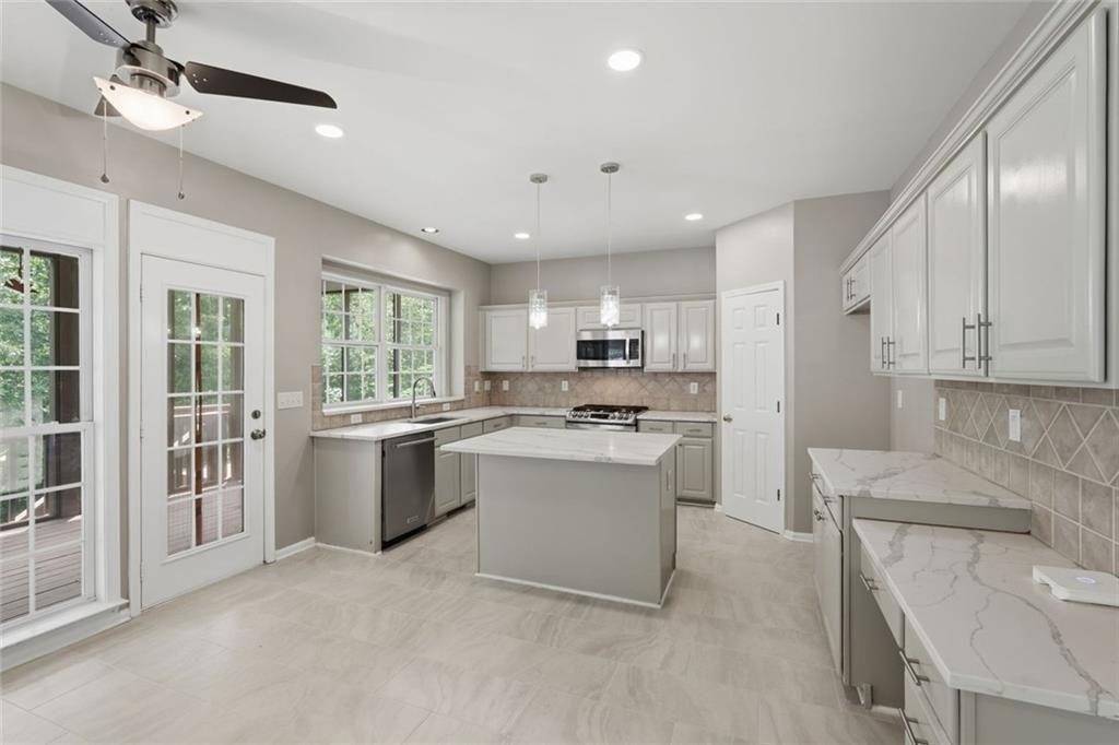 770 Glastonbury Court - Photo 21