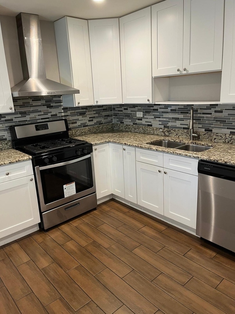6730 Valley View Road - Photo 3