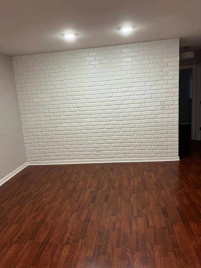 6730 Valley View Road - Photo 2