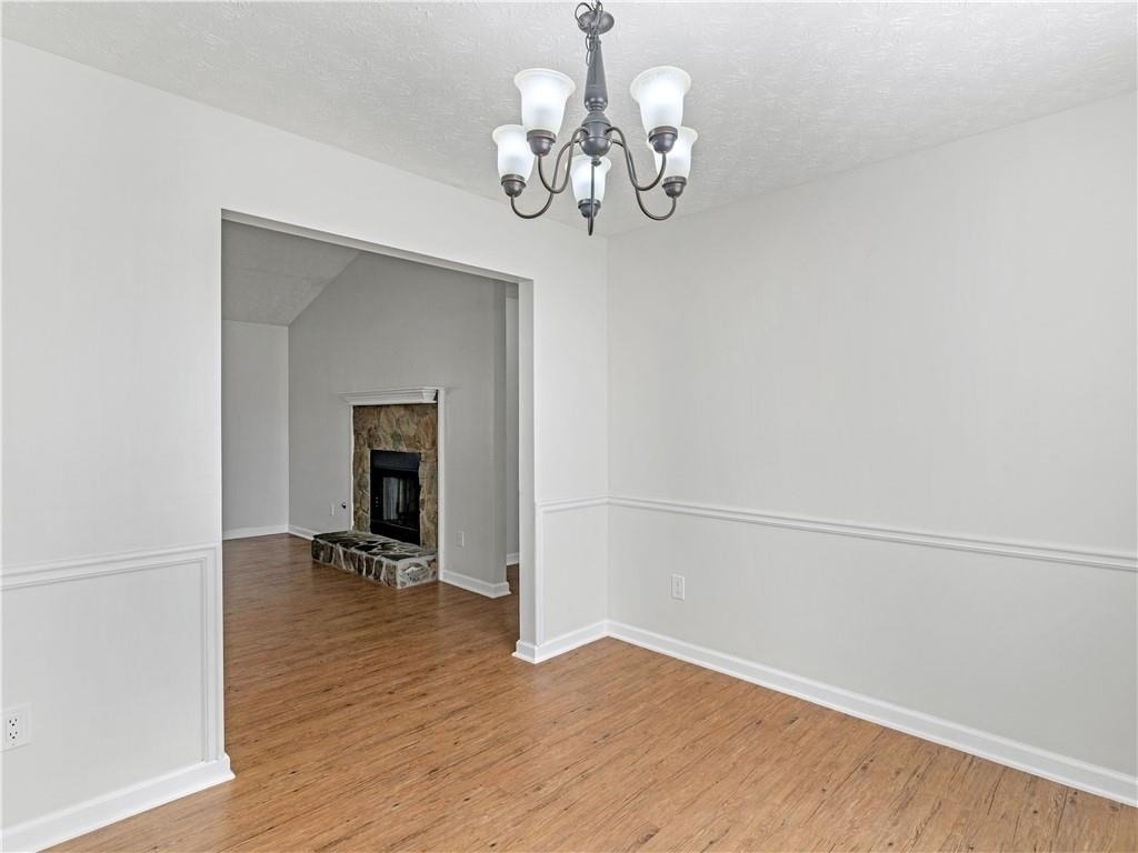 108 Greenleaf Drive - Photo 4