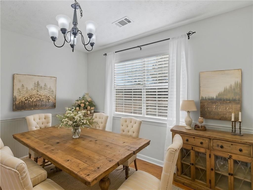 108 Greenleaf Drive - Photo 3
