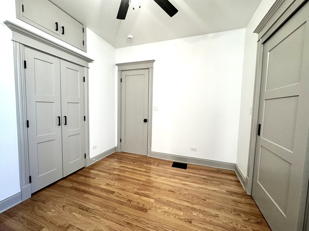 2424 N Mozart Street - Photo 13