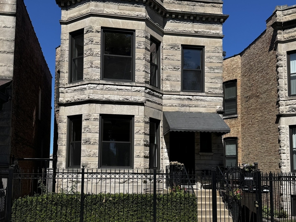 2424 N Mozart Street - Photo 28