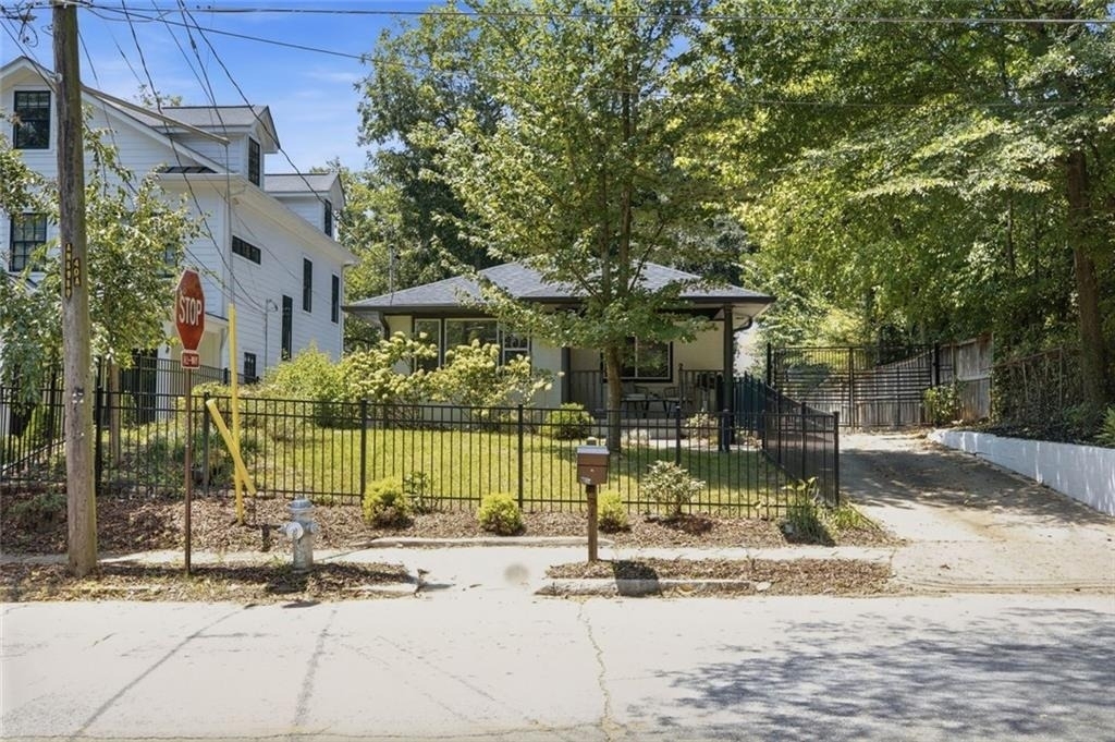 166 Howard Street Ne - Photo 44