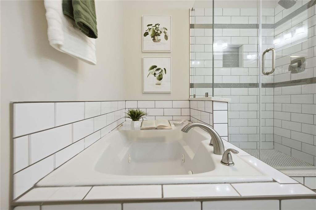 166 Howard Street Ne - Photo 17