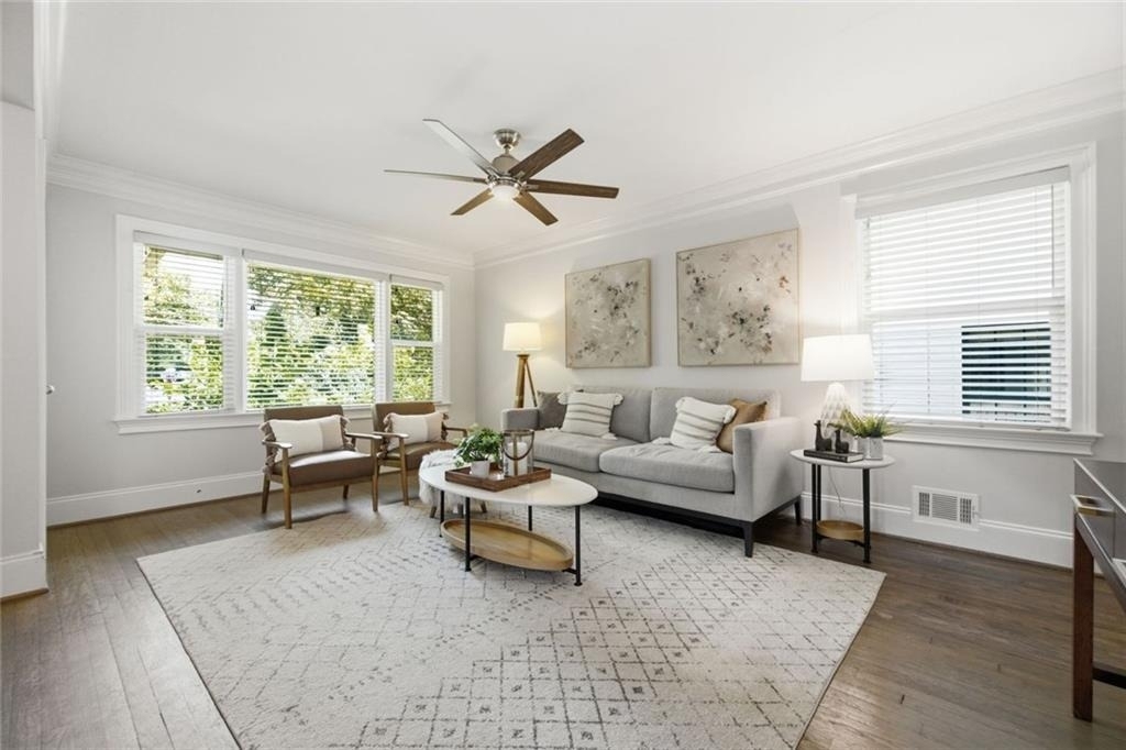 166 Howard Street Ne - Photo 3