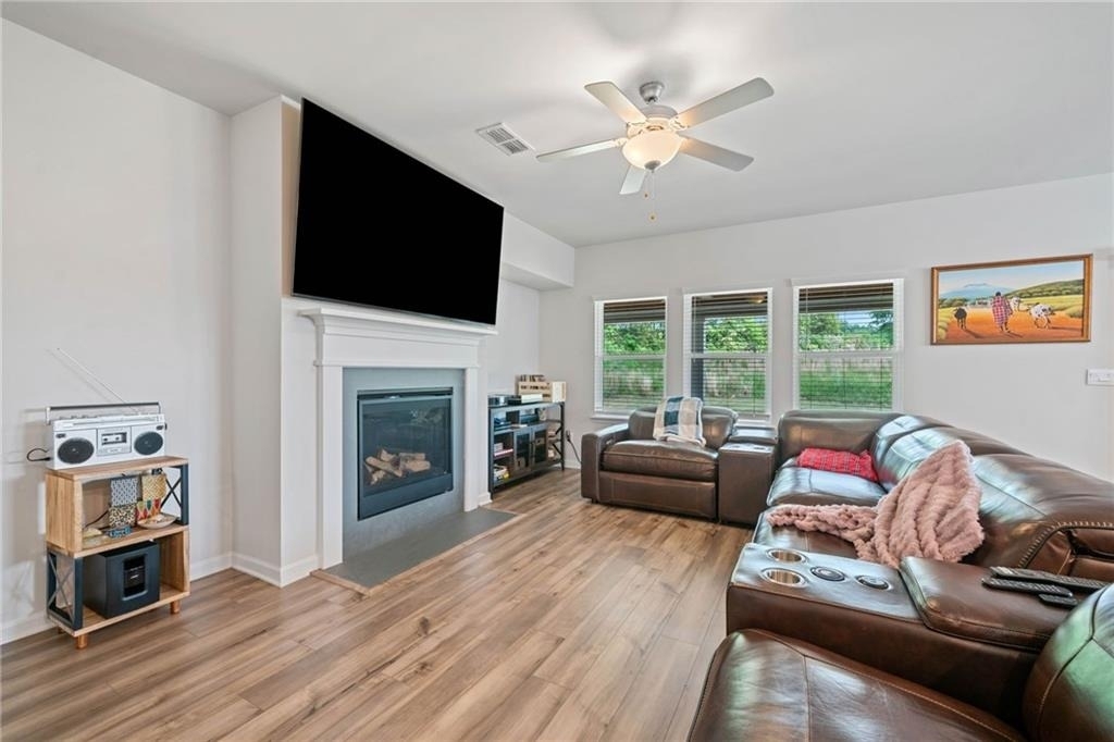 5911 Green Ash Court - Photo 16