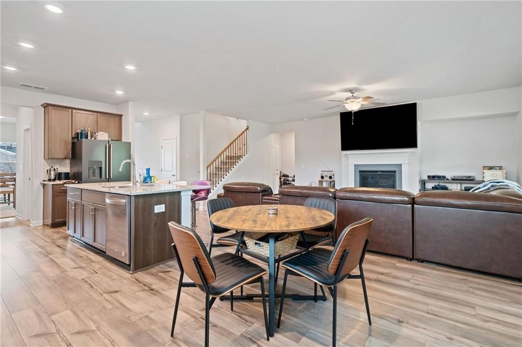 5911 Green Ash Court - Photo 14