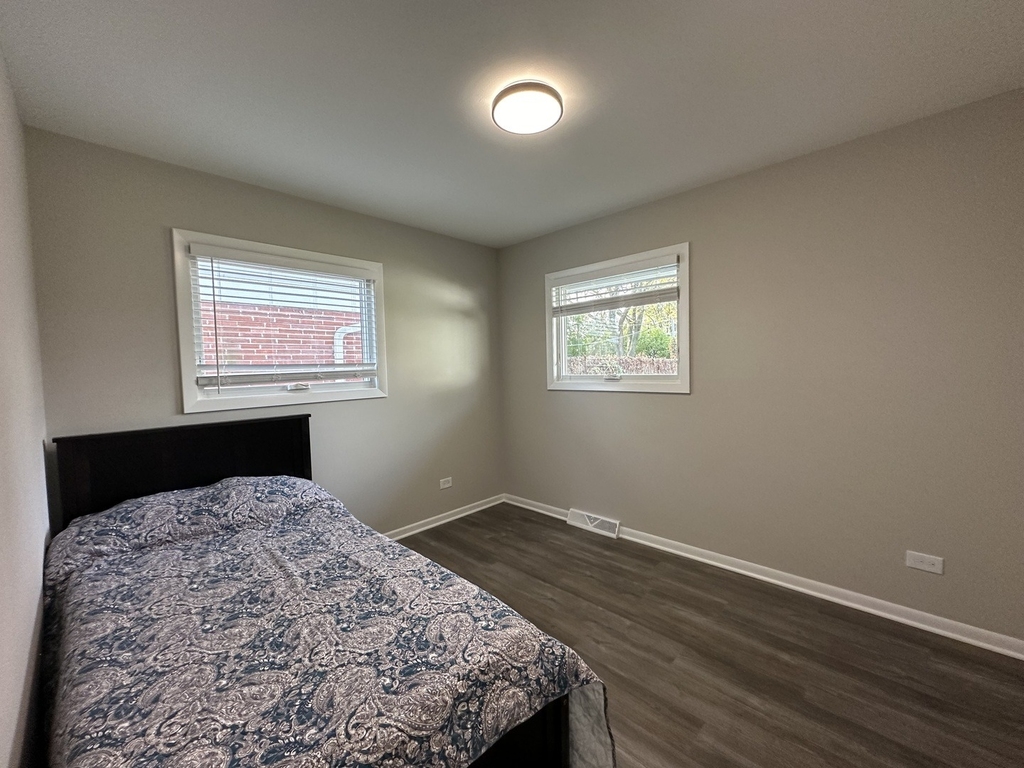 4038 Forest Avenue - Photo 9