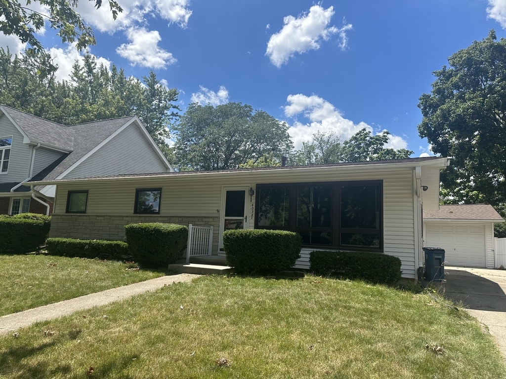 4038 Forest Avenue - Photo 0