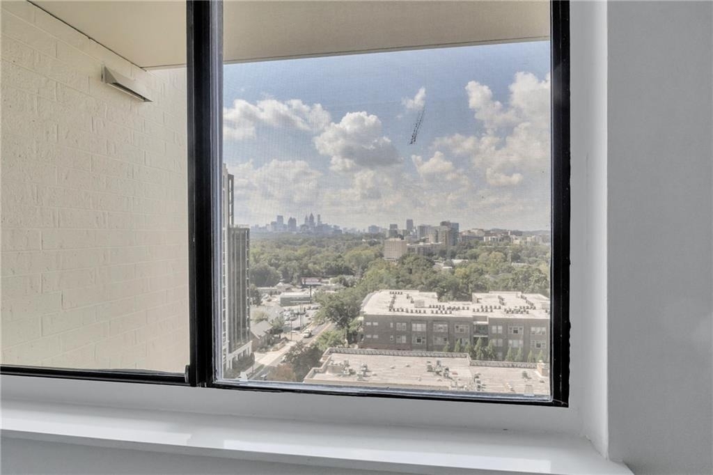 2460 Peachtree Road - Photo 32